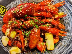-肥肥虾庄·金牌油焖大虾(首义路店)