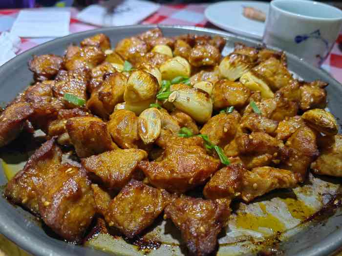青岛印象饭店-"店就在劲松三路青岛印象山楼底商铺,招牌很.