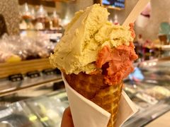 草莓香草冰淇淋-甜艺廊(永利皇宫店)