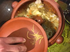 -宣威山野人家·云南菜·菌火锅(金碧店)