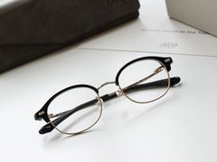 -目艮眼镜SHOWROOM(品牌集合店)