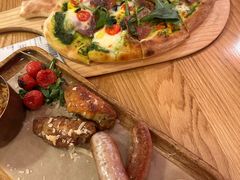 -城市大道红炉披萨烘焙坊