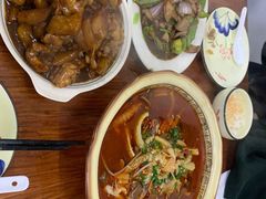 -胡子饮食店