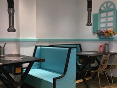 卡座-烤路里·韩国品质自助烤肉(石路天虹4号店)