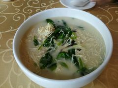 -云南滇池花园国际大酒店温泉