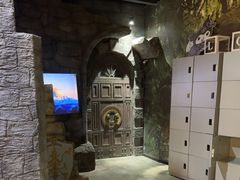 -暴风岛沉浸式体验馆(百联世纪店)