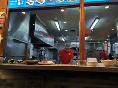 -亿诣蝎府炸酱面羊蝎子火锅(酷车小镇店)