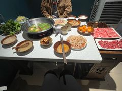 -贵府酸汤牛肉火锅·贵州老字号(飞山街店)