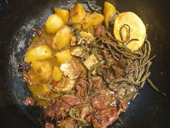 -黑土风情铁锅炖(兴业路店)