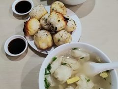 泡泡小馄饨-老西白点心店