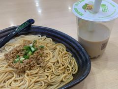 -蒙自源米线大王(普宁广场店)