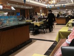 -安徽饭店·白鹭阁自助餐厅(梅山路店)