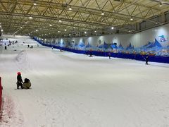-乔波室内滑雪场