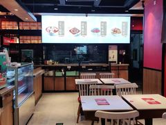-渝是乎酸菜鱼·川渝小炒(新世界百货望京店)