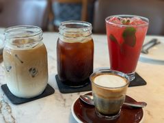 -ROAST coffee & eatery
