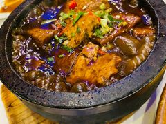 傣家石锅焖豆腐-滇越乘象云南餐厅(豆各庄店)