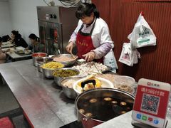 -金陵老丁家馄饨(新街口店)