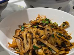 梅干菜炒莲藕-兰湘子·湘菜小炒(石家庄万象城店)