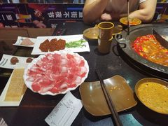 -宽板凳老灶火锅(簋街店)