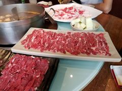 -领鲜潮牛鲜牛羊肉火锅(宏昌店)