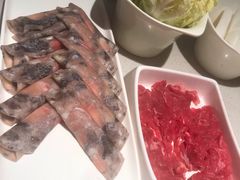 -海底捞火锅鲜切牛肉主题店(长寿路店)