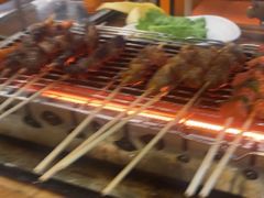 -哈尔滨小酒馆·鲜肉现穿自助烧烤(康新花园店)