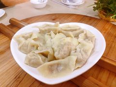 -三江鱼东北特色铁锅炖(骆驼店)