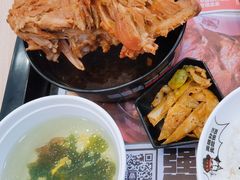 -犟骨头排骨饭•大骨面(弘阳广场店)