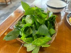 -岳记兴隆·青城腊排铜火锅(融创店)