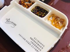 -灶座小锅烀饼•铁锅炖(船营店)
