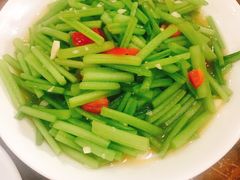 -芦茨金富饭庄·25年老字号·专做稻草鸡