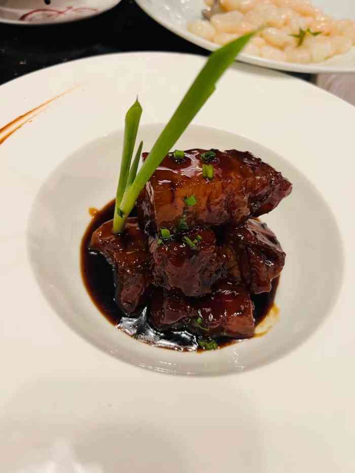 圆苑(梅龙镇广场店)-"一直喜欢圆苑的红烧肉,其他本帮菜的口味也.