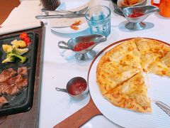 -必胜客(万达百货店)