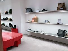 -Acne Studios(芮欧百货店)