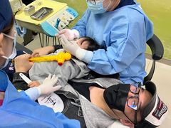 -瑞尔齿科(颐堤港诊所)