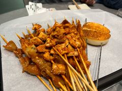 -粟氏天府·东北烧烤(长安街店)