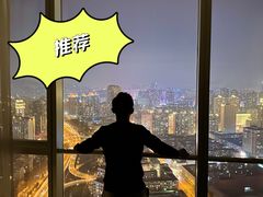 -大连星海皇冠假日酒店
