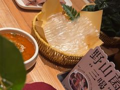 -巴奴毛肚火锅(龙湖锦艺城店)