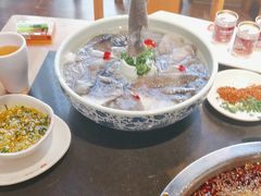 -一斗火锅·招财羊毛肚(北温泉九号店)