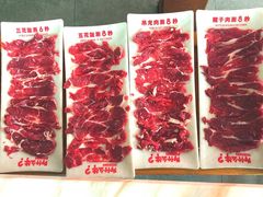 现切吊龙肉-为什么牛潮汕牛肉火锅(中信广场店)
