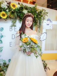 -艾米丽婚纱礼服