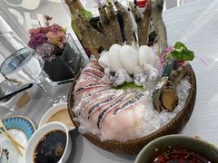 -红鼎豆捞·非遗鲍皇汤火锅(宝丰路店)