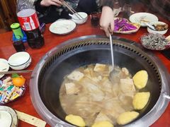 -哈尔滨东北铁锅炖(都督街店)