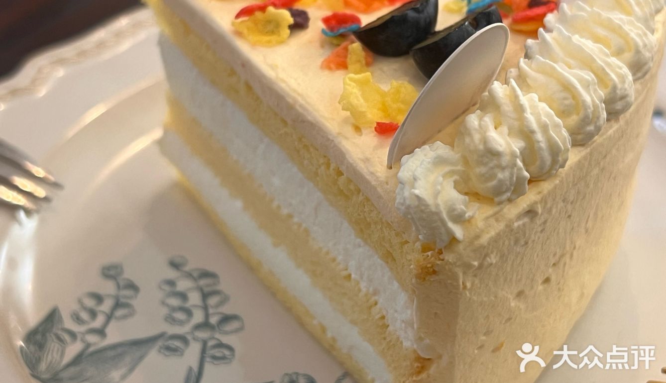 地处丁兰的小资下午茶，朴素的布局，舒适的味道