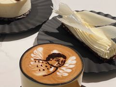 -潮一不贰·法式甜品·生日蛋糕·西式简餐(外滩店)