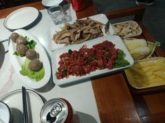 -乡土黄·鲜牛肉火锅·小龙虾(兴业街店)