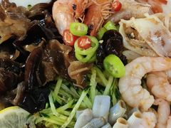 捞汁全家福-叶存利海鲜大馅饺子(海宁路总店)