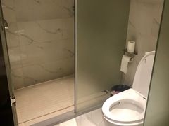 -柏曼酒店(广州天河体育中心林和西地铁站店)