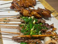 -街角等你.大连海鲜烧烤.经典铁板海鲜串(西安路店)