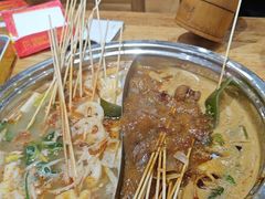 -袁记串串香(泉水轻轨站店)